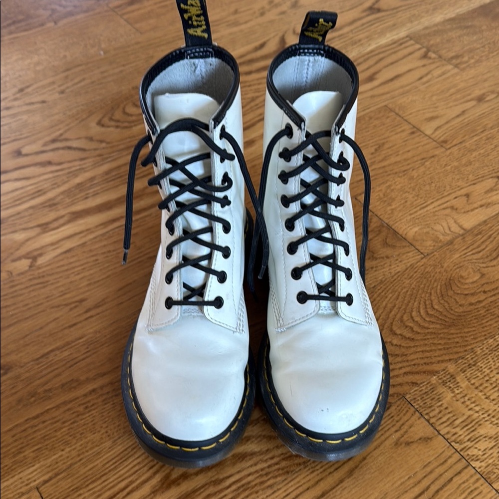 Dr. Martens- White Leather Lace-Up Boots